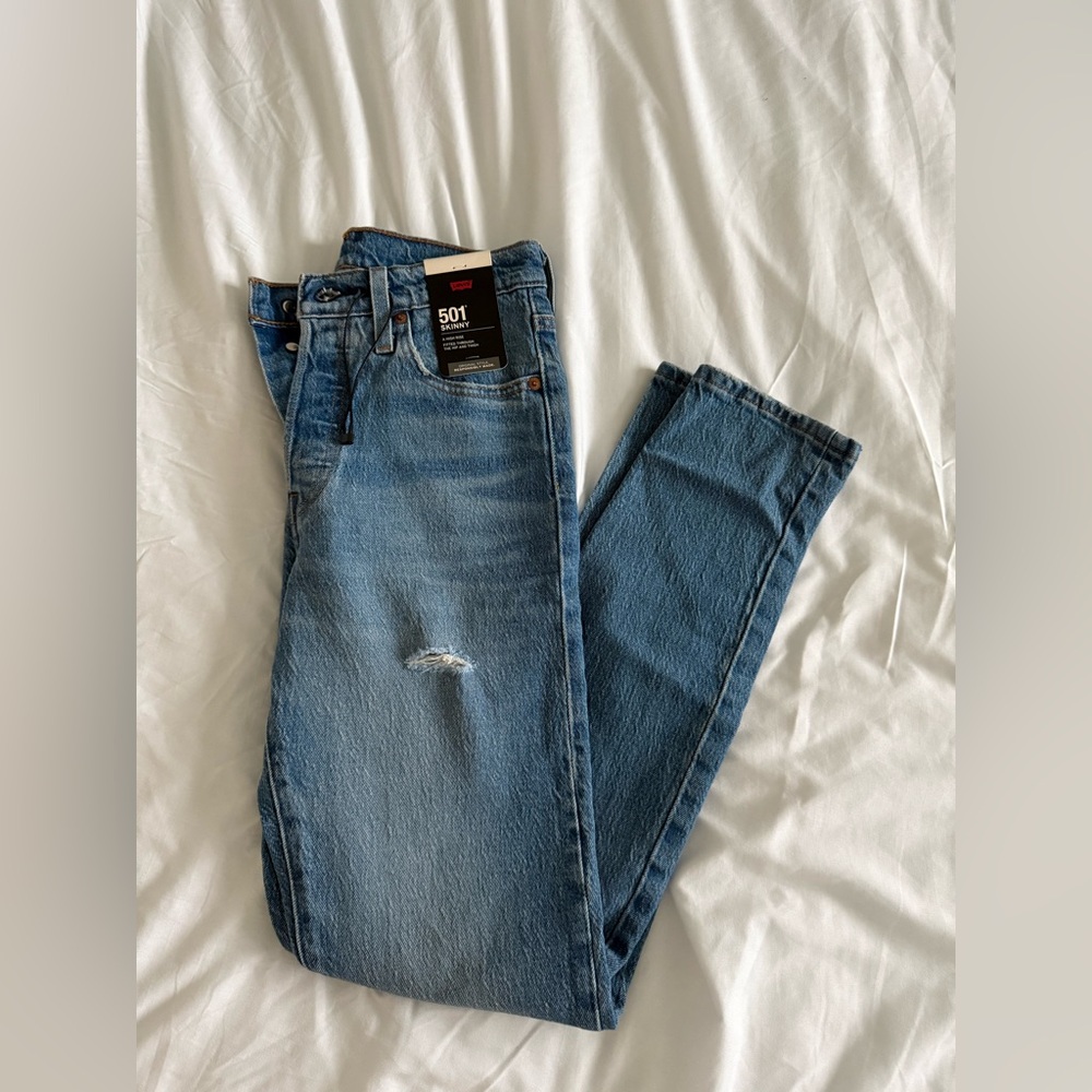 Levi's Women’s Light Blue Straight Jeans